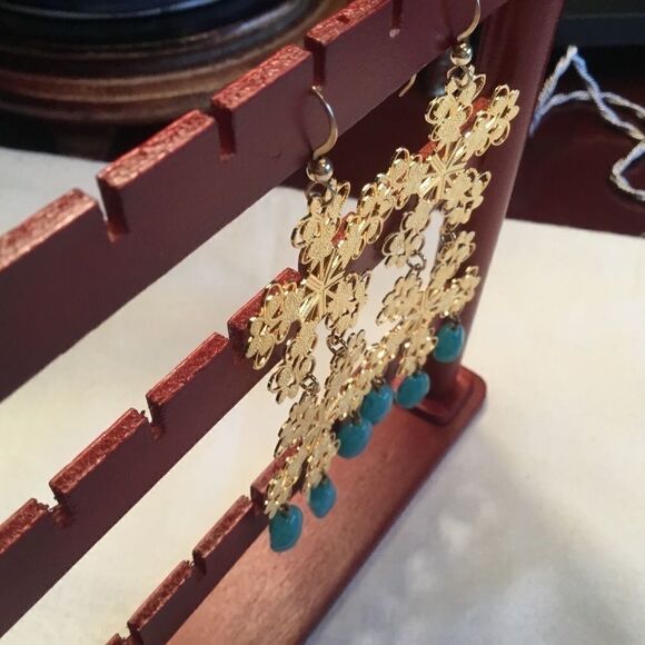 $10 ea or 3/$20 Goldtone Turquoise Dangle Earrings - Picture 2 of 5